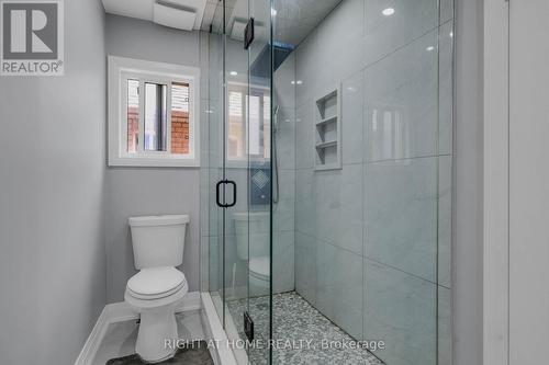86 Whitehouse Crescent, Brampton, ON - Indoor Photo Showing Bathroom