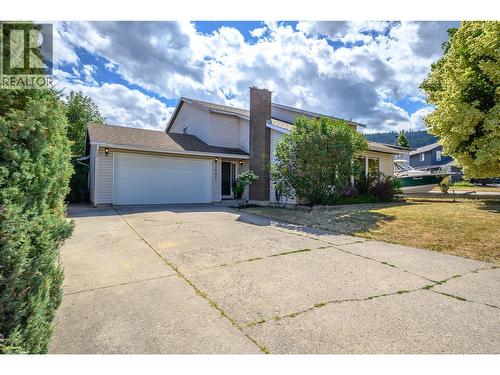 7807 Corona Court, Coldstream, BC - Outdoor