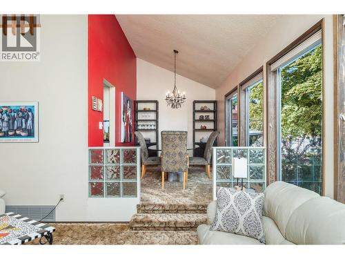 7807 Corona Court, Coldstream, BC - Indoor