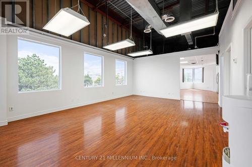 18 - 2355 Derry Road E, Mississauga, ON 