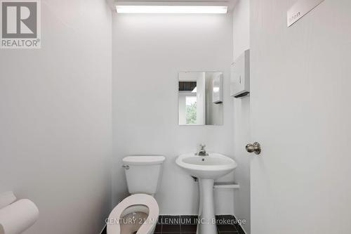 18 - 2355 Derry Road E, Mississauga, ON 
