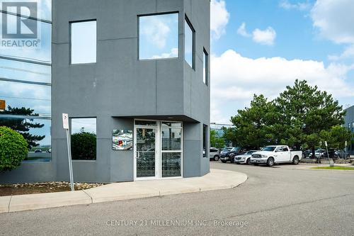 18 - 2355 Derry Road E, Mississauga, ON 