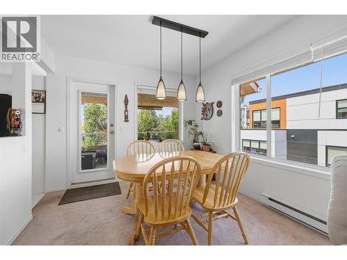 1318 Richter Street Unit# 303, Kelowna, BC - Indoor Photo Showing Dining Room