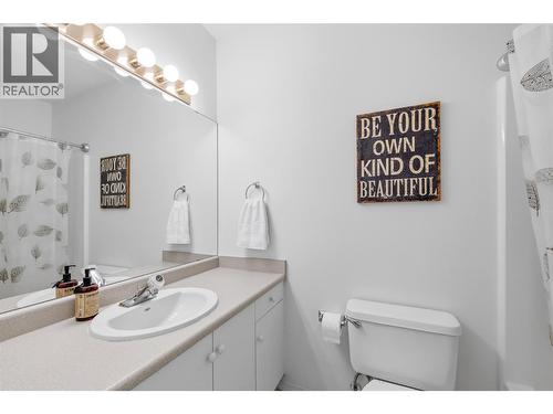 1318 Richter Street Unit# 303, Kelowna, BC - Indoor Photo Showing Bathroom