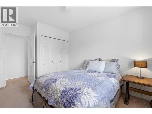 1318 Richter Street Unit# 303, Kelowna, BC - Indoor Photo Showing Bedroom