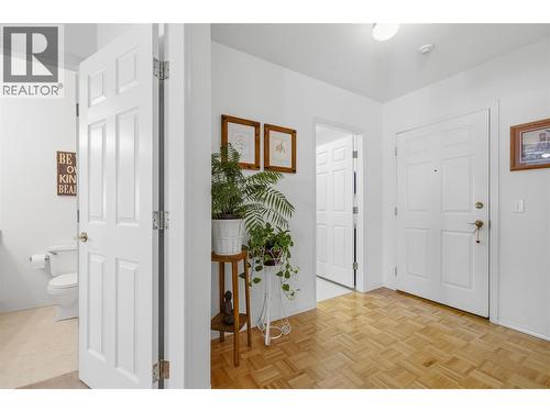 1318 Richter Street Unit# 303, Kelowna, BC - Indoor Photo Showing Other Room