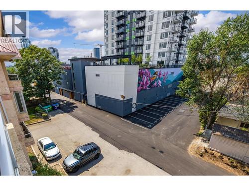 1318 Richter Street Unit# 303, Kelowna, BC - Outdoor
