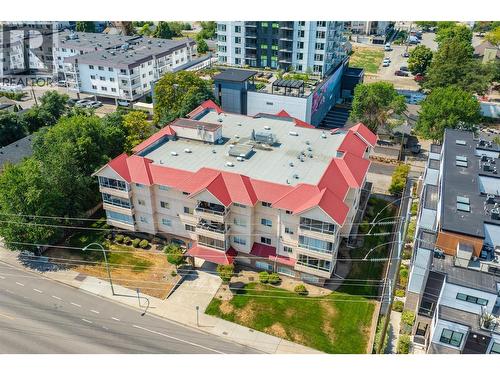 1318 Richter Street Unit# 303, Kelowna, BC - Outdoor