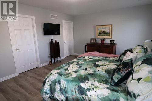 179 Lake Breeze Drive, Ashfield-Colborne-Wawanosh (Colborne), ON - Indoor Photo Showing Bedroom