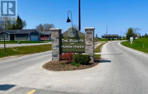 179 Lake Breeze Drive, Ashfield-Colborne-Wawanosh (Colborne), ON - Outdoor