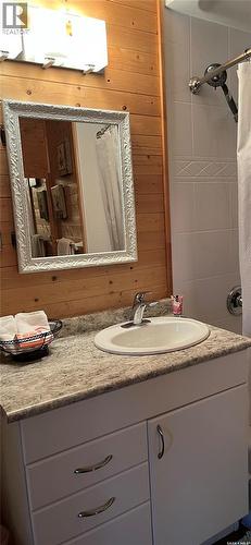 912 107Th Avenue, Tisdale, SK - Indoor Photo Showing Bathroom