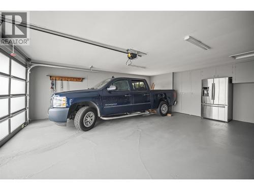 Garage - 4119 15 Avenue, Vernon, BC - Indoor Photo Showing Garage