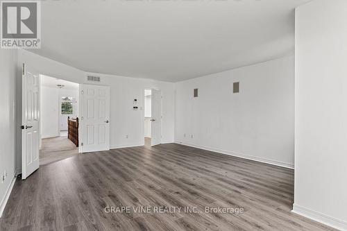 105 Rowallen Place, Ottawa, ON - Indoor Photo Showing Other Room