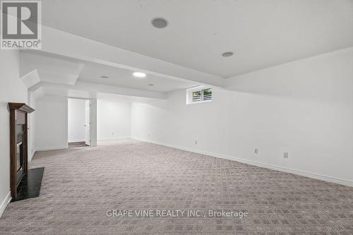 105 Rowallen Place, Ottawa, ON - Indoor Photo Showing Other Room