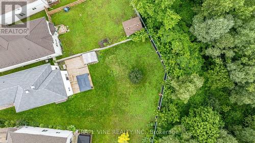 105 Rowallen Place, Ottawa, ON - Outdoor