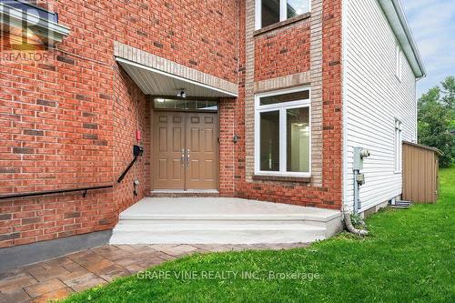 105 Rowallen Place, Ottawa, ON - Outdoor With Exterior