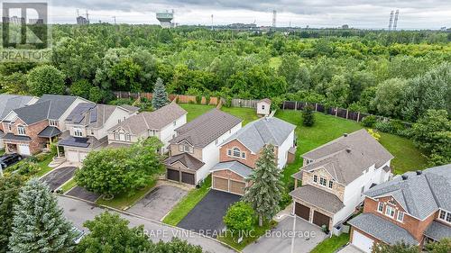 105 Rowallen Place, Ottawa, ON - Outdoor