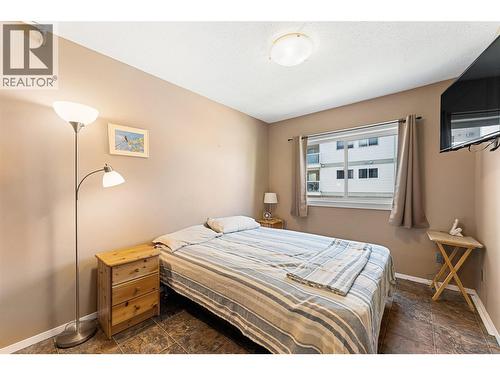 284 Yortkon Avenue Unit# 205, Penticton, BC - Indoor Photo Showing Bedroom