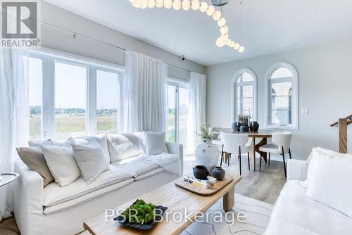 93 Rivergreen Crescent, Cambridge, ON - Indoor Photo Showing Living Room