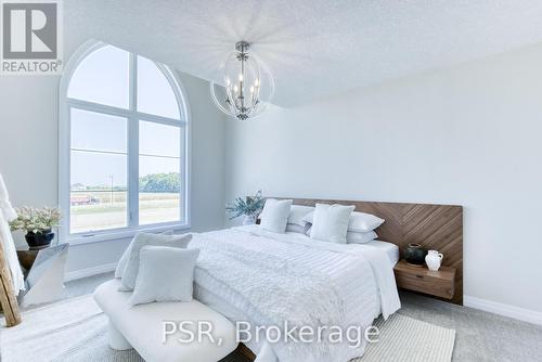 93 Rivergreen Crescent, Cambridge, ON - Indoor Photo Showing Bedroom