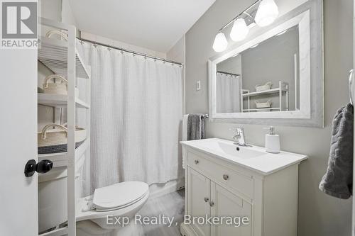 6 Coleman Drive, Quinte West (Trenton Ward), ON - Indoor Photo Showing Bathroom
