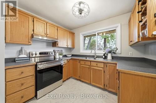 6 Coleman Drive, Quinte West (Trenton Ward), ON - Indoor Photo Showing Kitchen With Double Sink