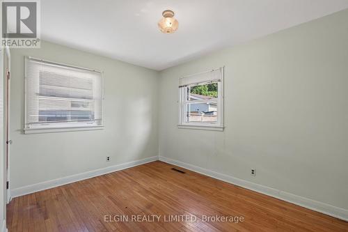 90 Dunkirk Drive, St. Thomas, ON - Indoor Photo Showing Other Room