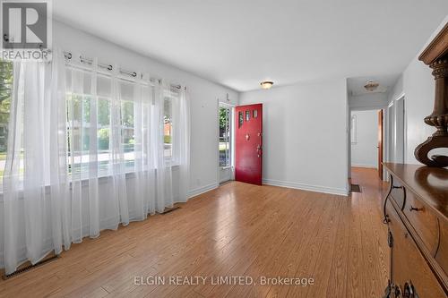 90 Dunkirk Drive, St. Thomas, ON - Indoor Photo Showing Other Room