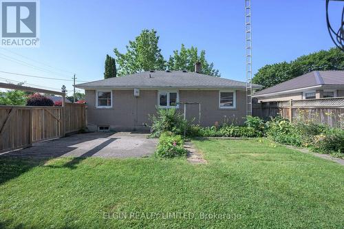 90 Dunkirk Drive, St. Thomas, ON - Outdoor