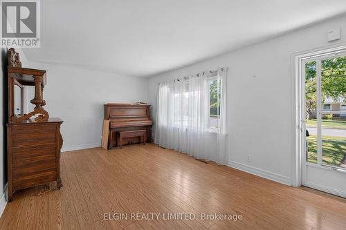 90 Dunkirk Drive, St. Thomas, ON - Indoor