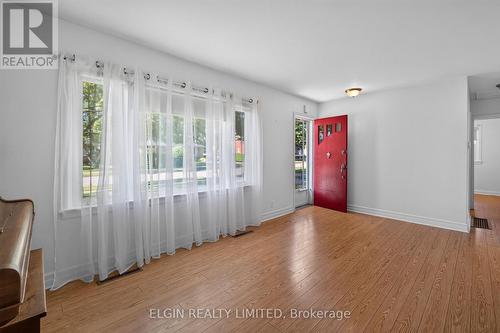 90 Dunkirk Drive, St. Thomas, ON - Indoor Photo Showing Other Room