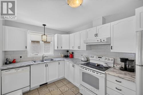 Kitchen - 18 Dr Gordon Crescent, North Grenville, ON - Indoor Photo Showing Kitchen With Double Sink