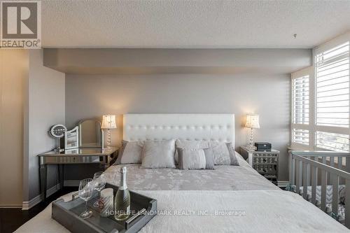707 - 100 County Court Boulevard, Brampton, ON - Indoor Photo Showing Bedroom