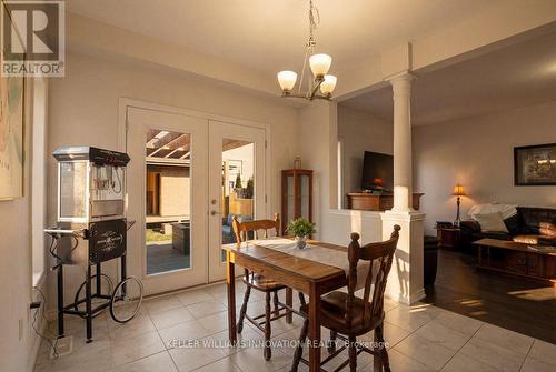 18 Vic Chambers Place, Brant, ON - Indoor Photo Showing Dining Room