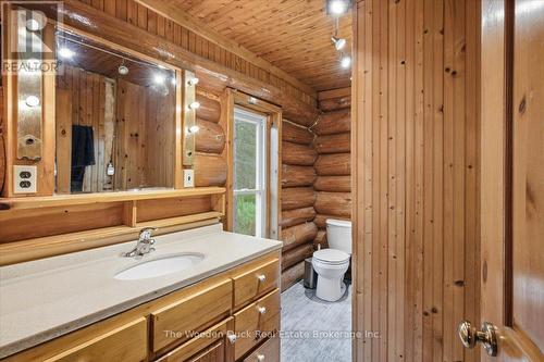 11536 62 Highway, Centre Hastings, ON - Indoor Photo Showing Bathroom