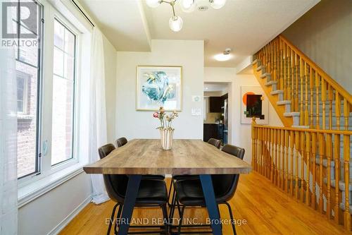 5267 Major Mackenzie Drive E, Markham, ON - Indoor Photo Showing Dining Room