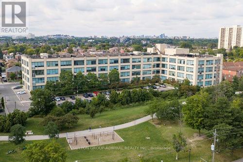 124 - 1001 Roselawn Avenue, Toronto, ON - Outdoor With View