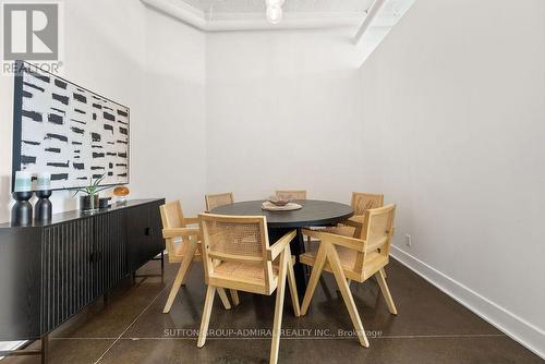 124 - 1001 Roselawn Avenue, Toronto, ON - Indoor