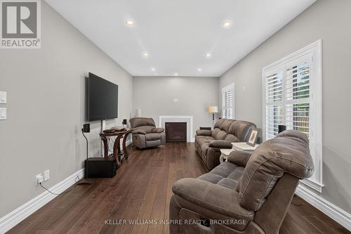 Keeping the family connected - 266 Pauline Tom Avenue, Kingston (Kingston East (Incl Barret Crt)), ON - Indoor