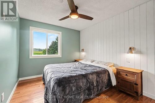 3320 Gendron Road, Clarence-Rockland, ON - Indoor Photo Showing Bedroom
