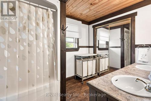 81 Queen Street S, Kawartha Lakes (Omemee), ON - Indoor Photo Showing Bathroom