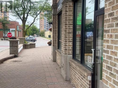 104 - 10376 Yonge St, Richmond Hill, ON 