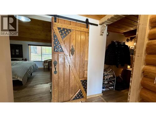 4863 Cumsu Place, 108 Mile Ranch, BC - Indoor Photo Showing Other Room