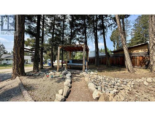 4863 Cumsu Place, 108 Mile Ranch, BC - Outdoor