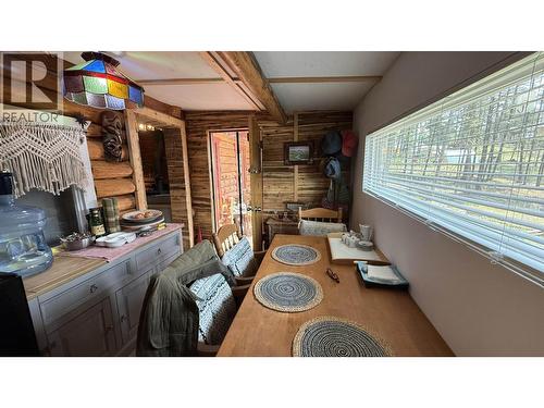 4863 Cumsu Place, 108 Mile Ranch, BC - Indoor