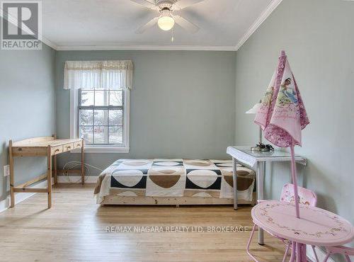 6159 Toby Crescent, Niagara Falls (Arad/Fallsview), ON - Indoor Photo Showing Bedroom