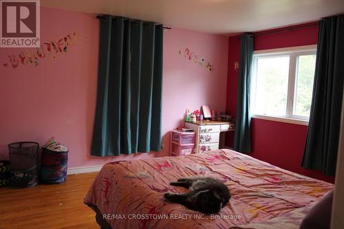 34 Mcdonald Street, New Tecumseth, ON - Indoor Photo Showing Bedroom