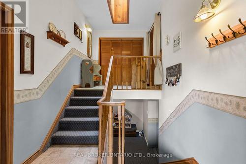 8 Alpine Drive, Oro-Medonte, ON - Indoor Photo Showing Other Room