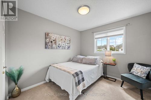 6 Folison Street, Ottawa, ON - Indoor Photo Showing Bedroom