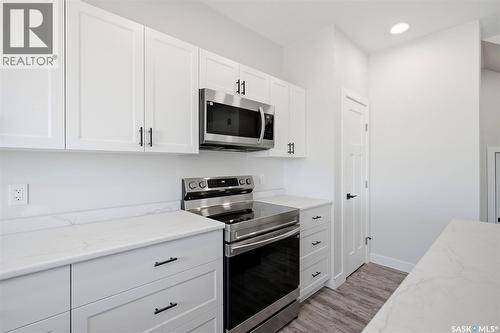 149 Emma Crescent, Martensville, SK - Indoor Photo Showing Kitchen